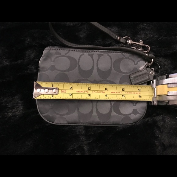 NWOT Coach change purse - Picture 3 of 3